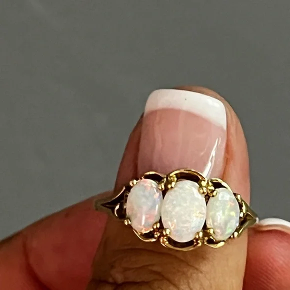 Elegant 14K Yellow Gold Triple Opal Ring - Picture 3 of 16